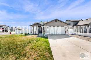2575 S Athena Dr - Photo 1 of 1