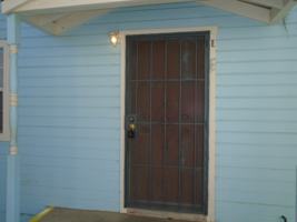 featured image of 321 N 8th St #E