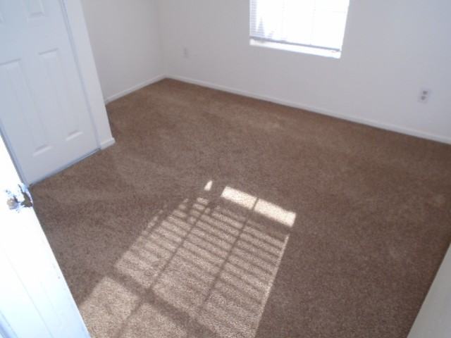 321 N 8th St #E - Photo 6 of 13