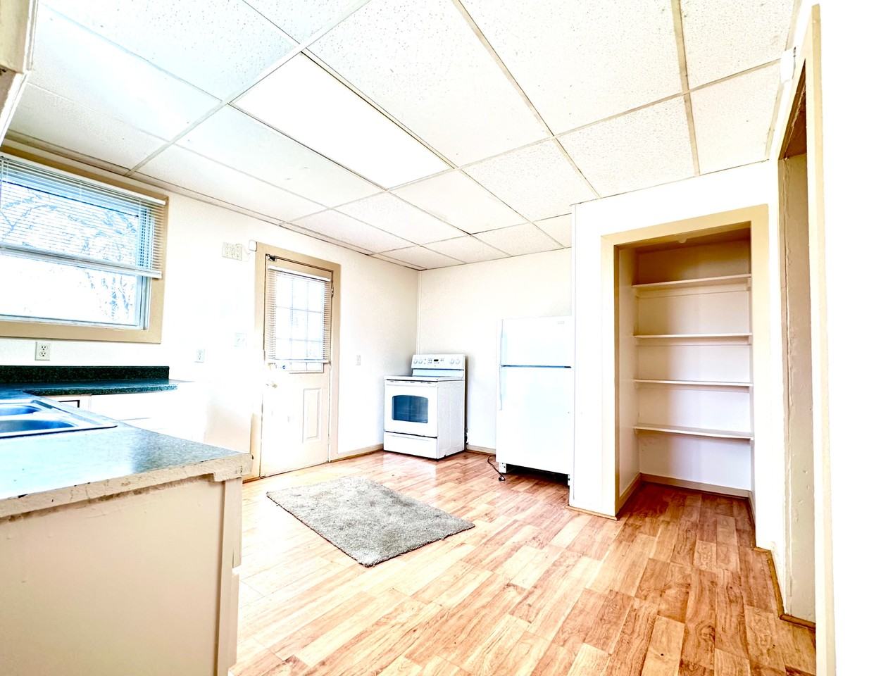 8 W Lutton St #NA - Photo 4 of 14