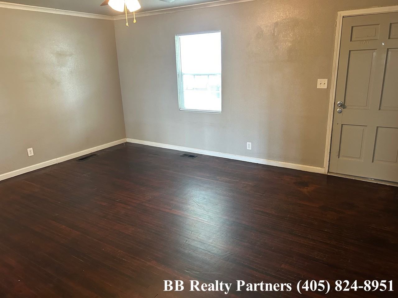 516 S Quebec Ave #NA - Photo 4 of 17