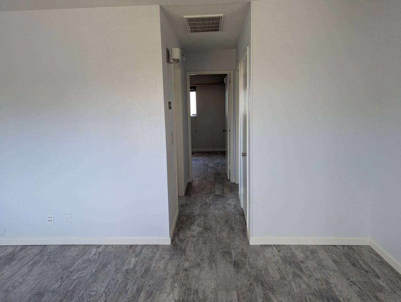 6802 Hemp Ct #NA - Photo 7 of 31
