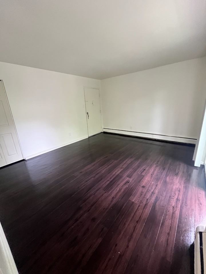 2646 Harrison Ave #4 - Photo 2 of 6