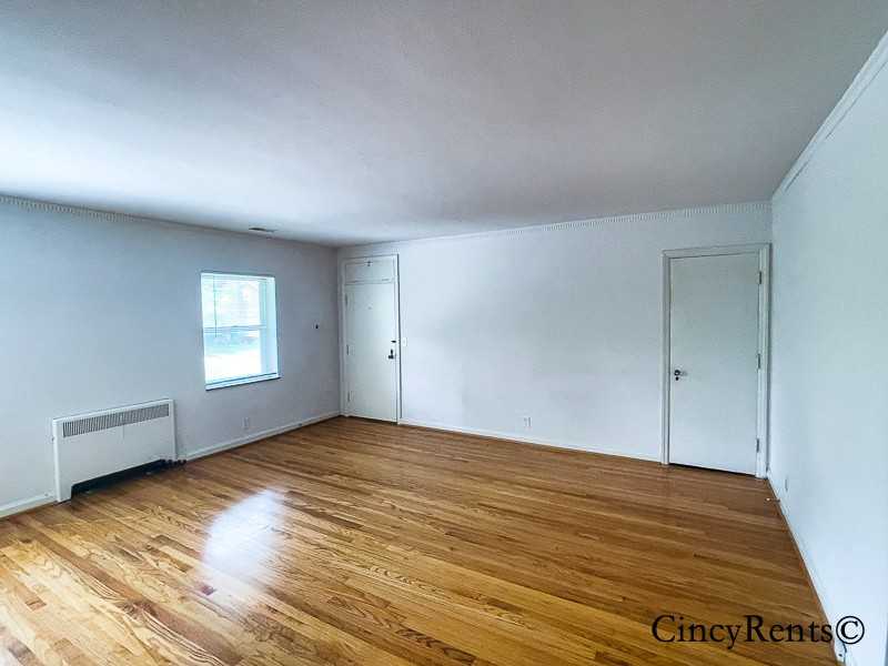 1118 Delta Ave #4 - Photo 2 of 23