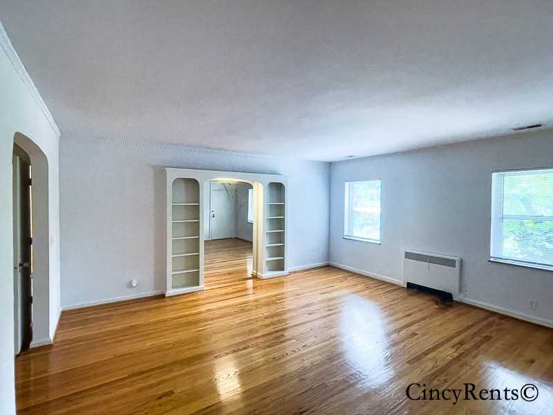 1118 Delta Ave #4 - Photo 4 of 23