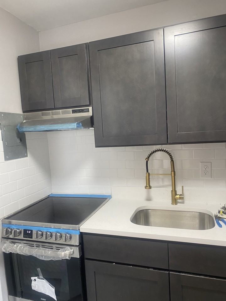 306 Eastern Pkwy #D - Photo 6 of 26