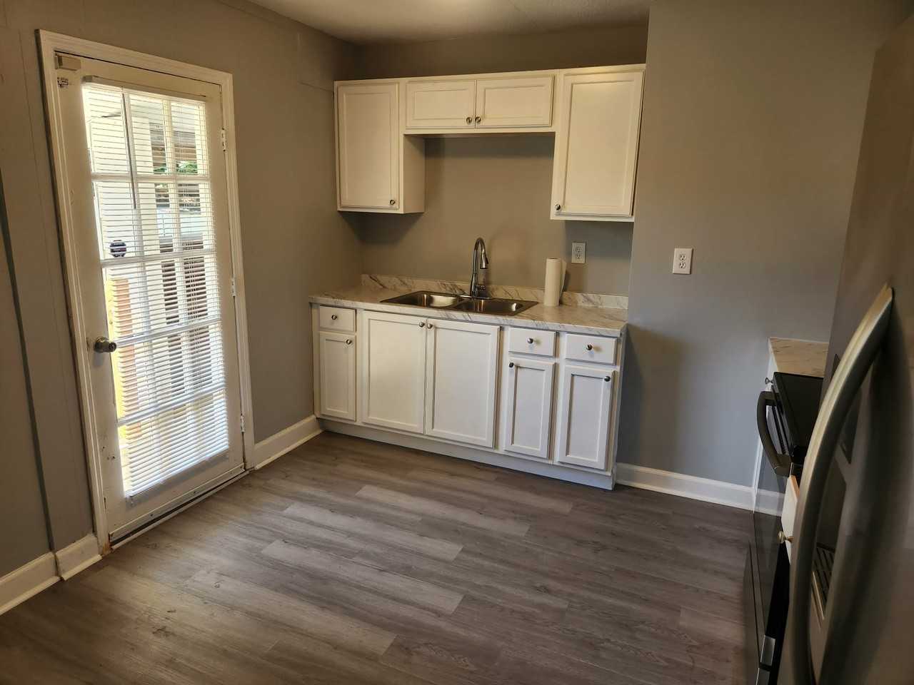 3012 Imperial St #NA - Photo 3 of 14