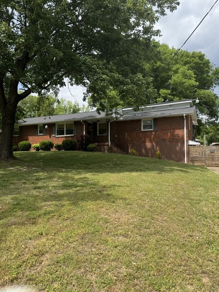 568 Whispering Hills Dr #NA - Photo 2 of 30