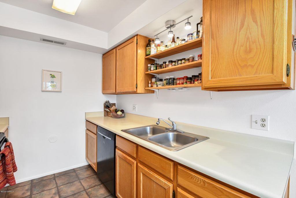 1000 N Beaver St #107 - Photo 2 of 8