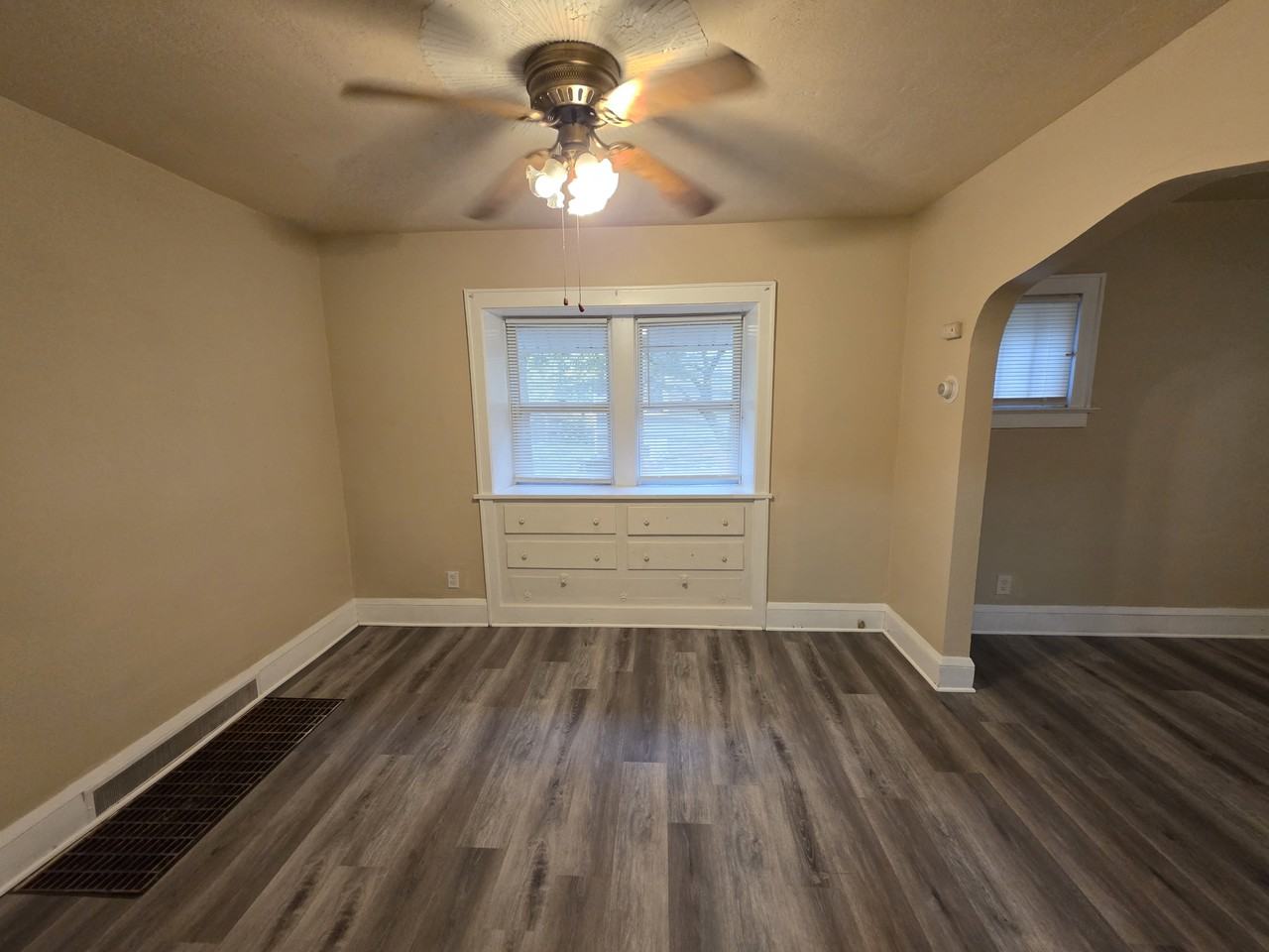 760 Lakewood Blvd #NA - Photo 7 of 13