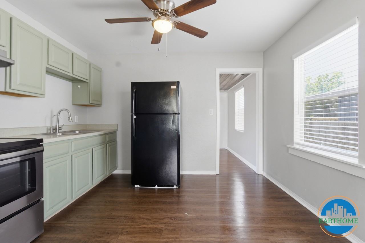4018 2nd Ave S #NA - Photo 6 of 23