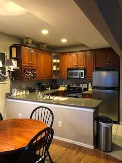 10 E River Rd #10 - Photo 3 of 4