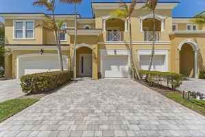 featured image of 6109 Nw Kendra Ln #NONE