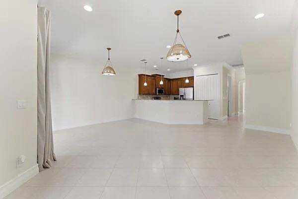 6109 Nw Kendra Ln #NONE - Photo 5 of 24