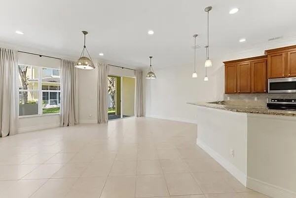 6109 Nw Kendra Ln #NONE - Photo 6 of 24