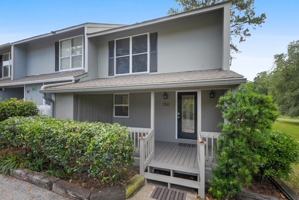 featured image of 250 Highpoint Dr #250