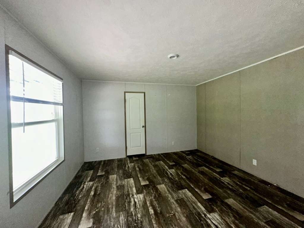 22602 Val Verde Rd #NA - Photo 4 of 17