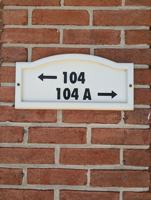 featured image of 104 S Parke St