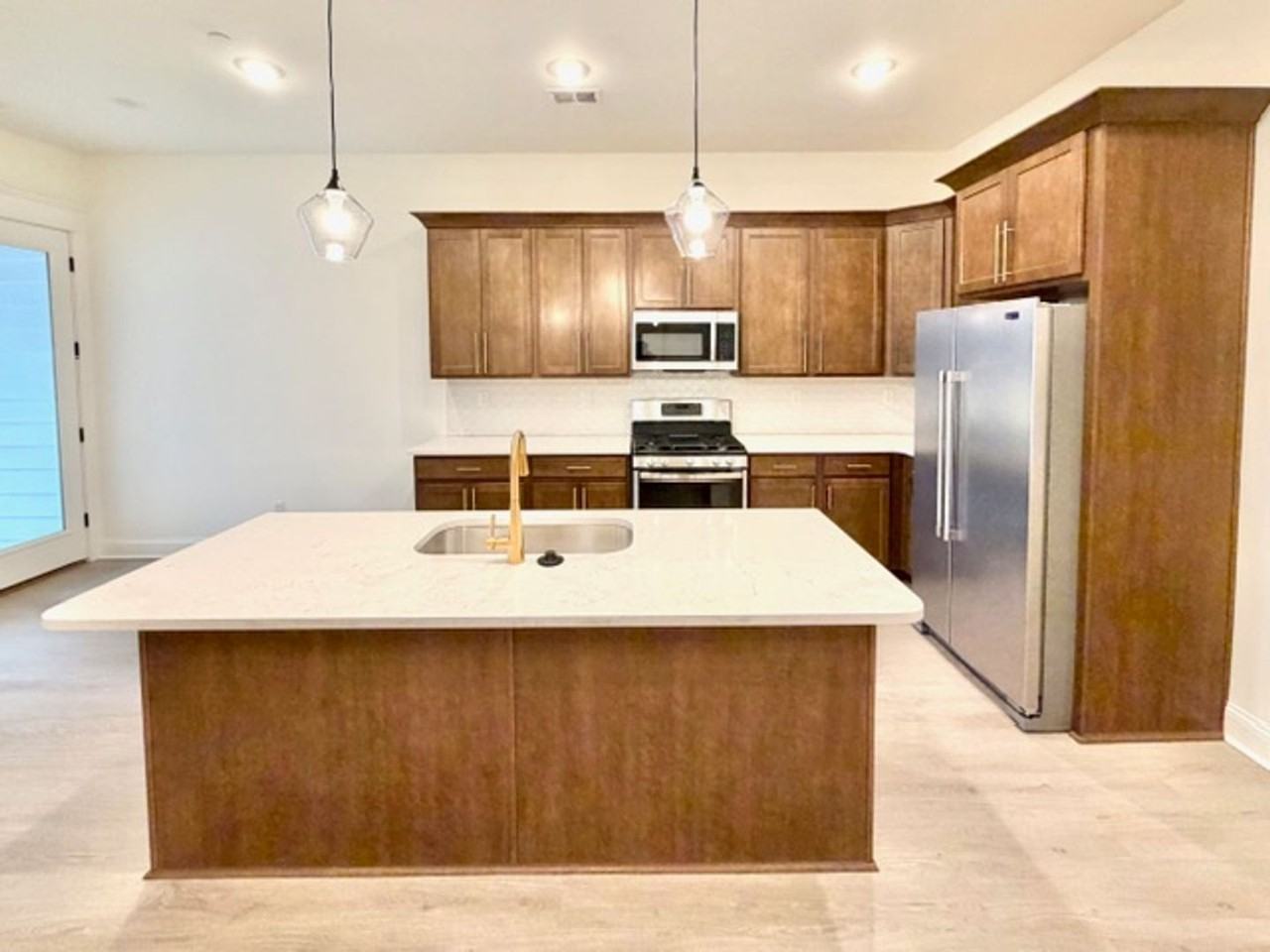 4859 Chatelet Dr - Photo 4 of 12