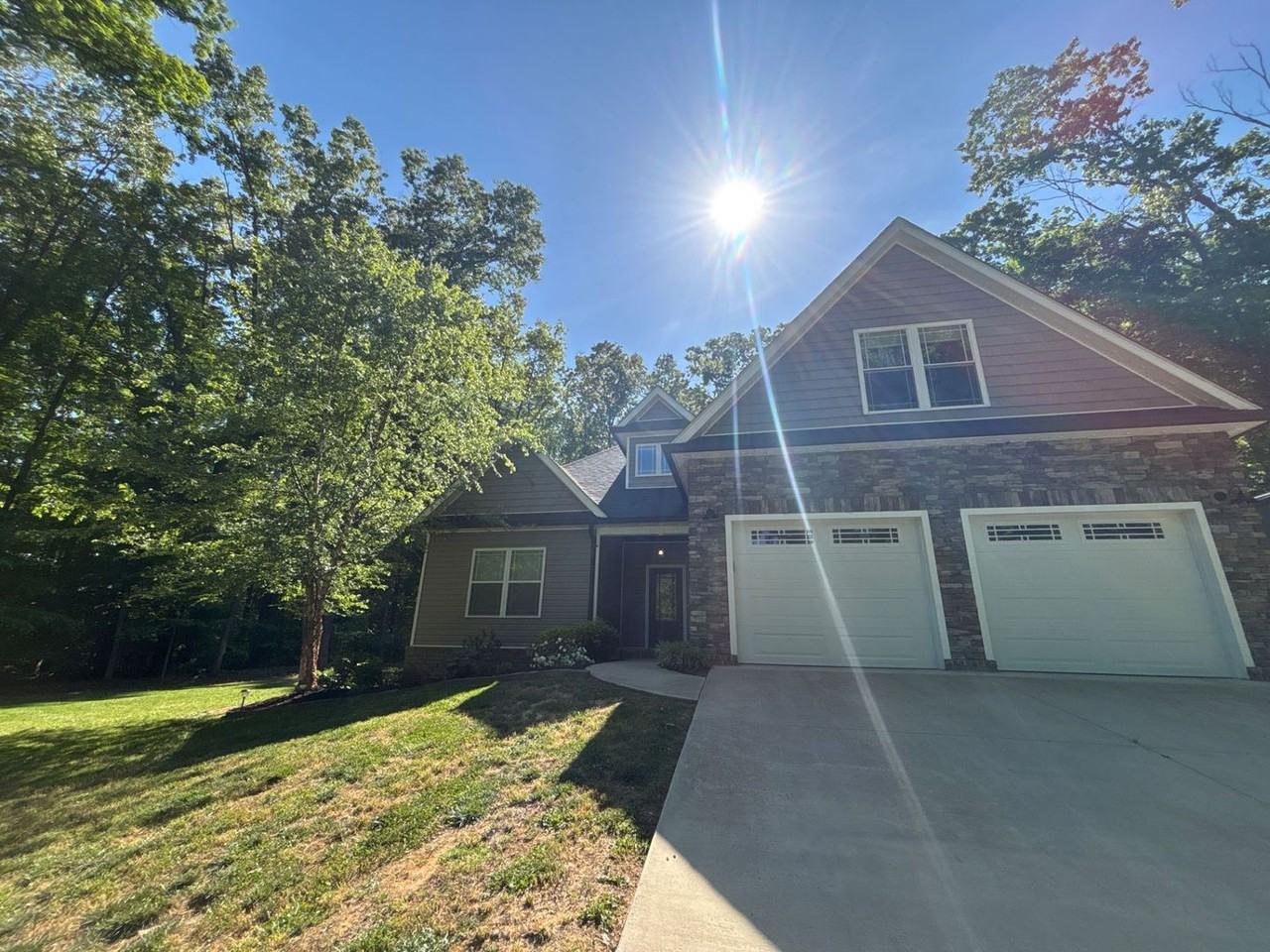 262 Allenwood Dr - Photo 2 of 25