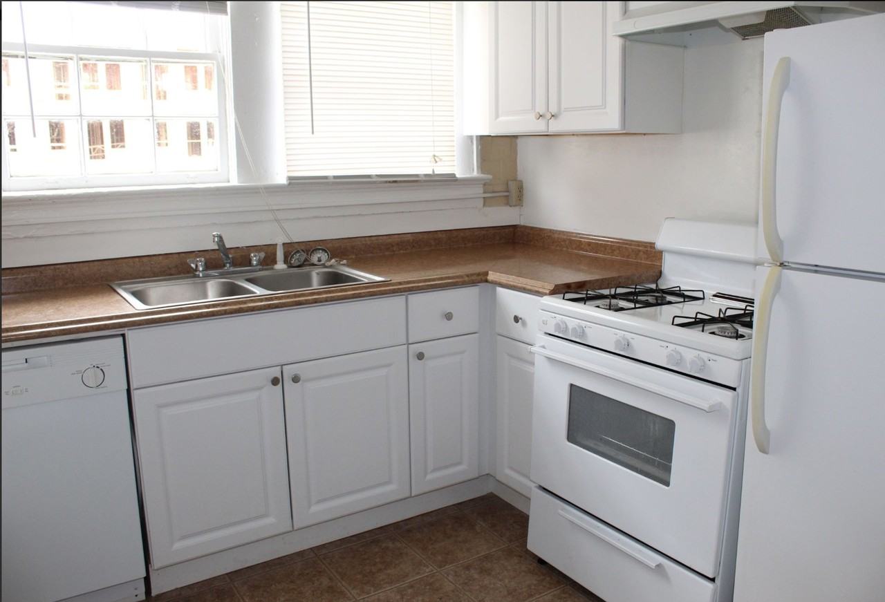 Spanish Oaks Apartment - Photo 7 of 8