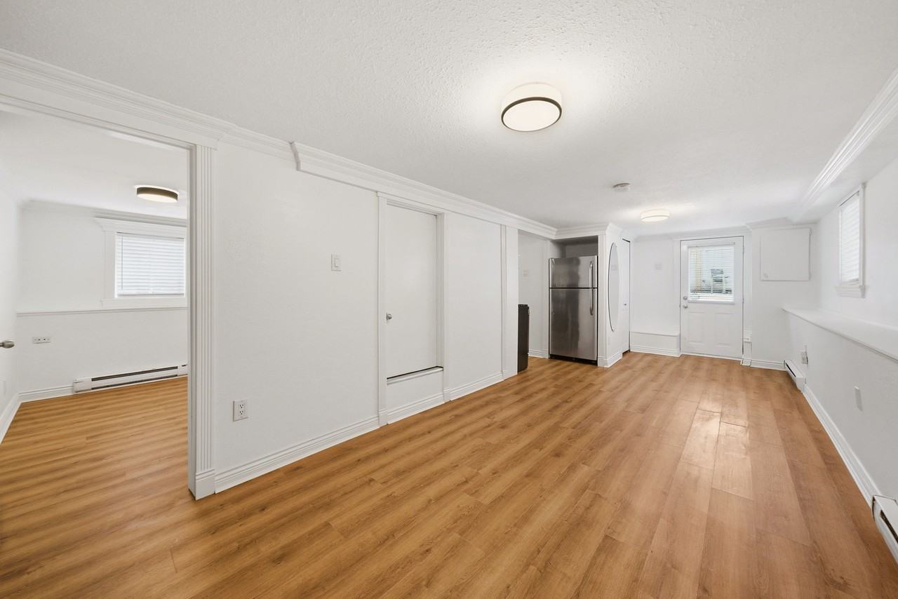 524 East 12th Avenue #B - Photo 3 of 21
