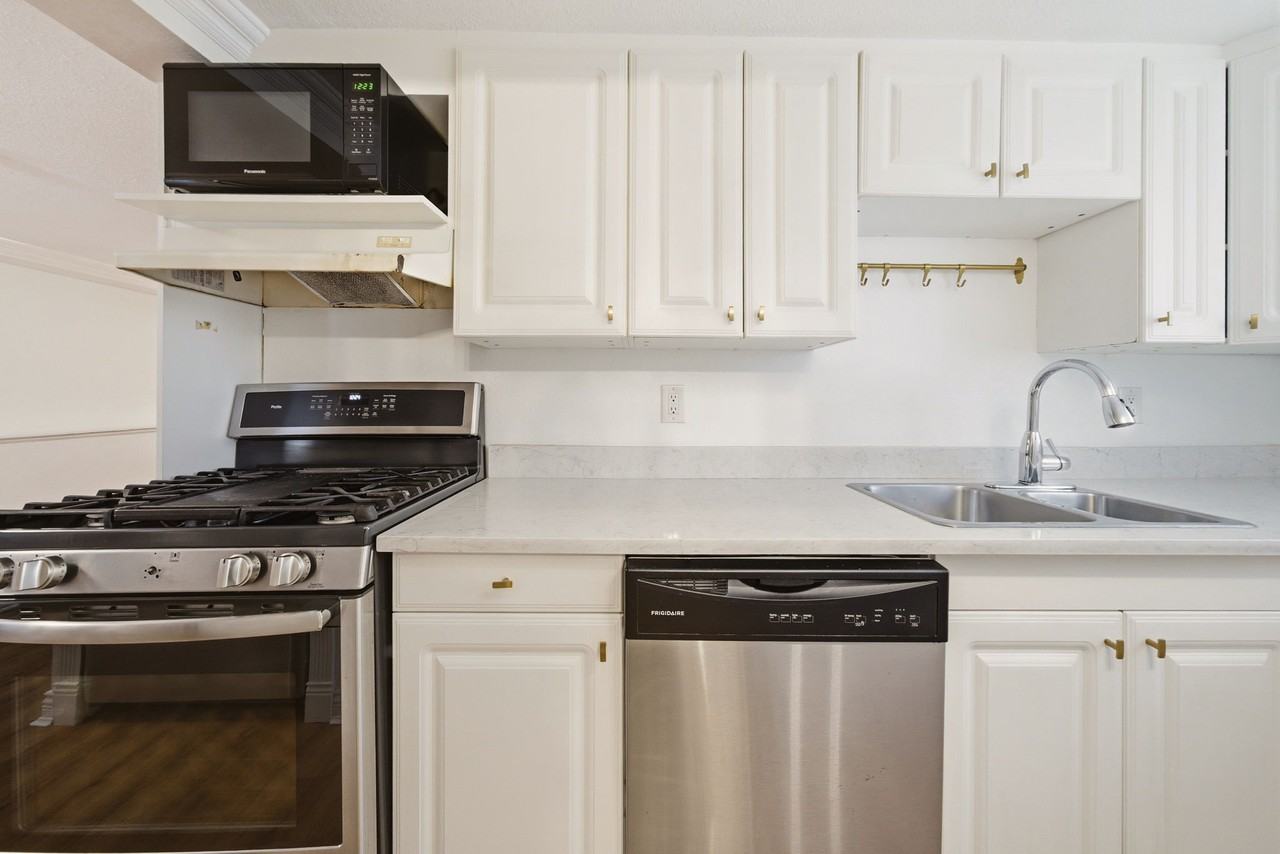 524 East 12th Avenue #B - Photo 5 of 21