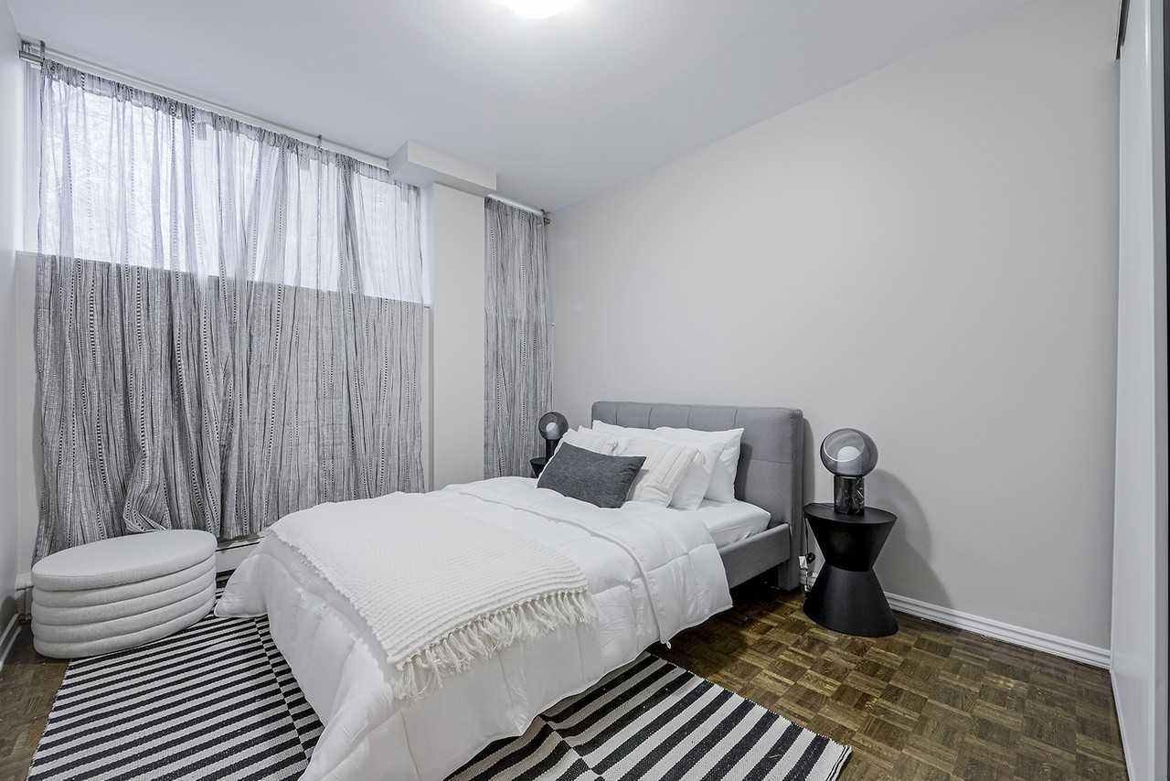 Sherwood Apartments - Photo 5 of 12
