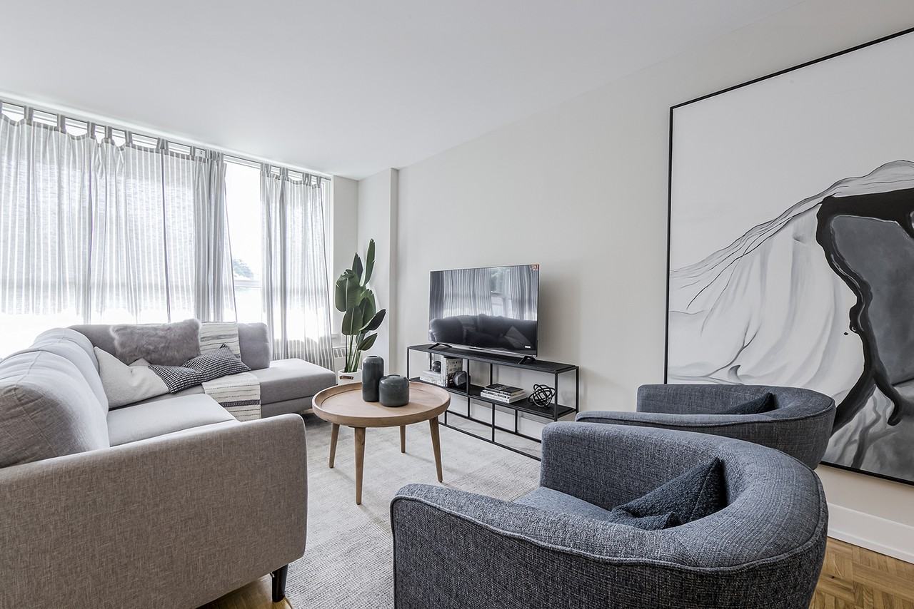 Parkway Forest Towers - Photo 5 of 17