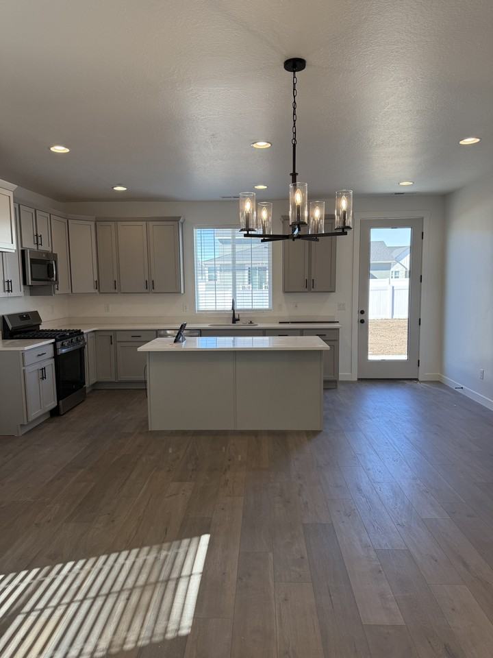 1941 S 2475 W #1 - Photo 4 of 14