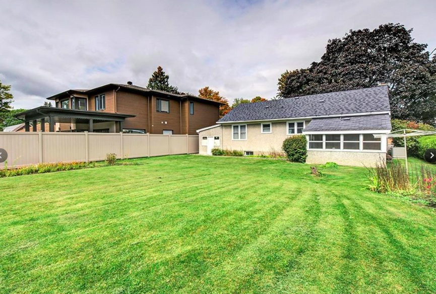 160 Mountbatten Avenue - Photo 3 of 16