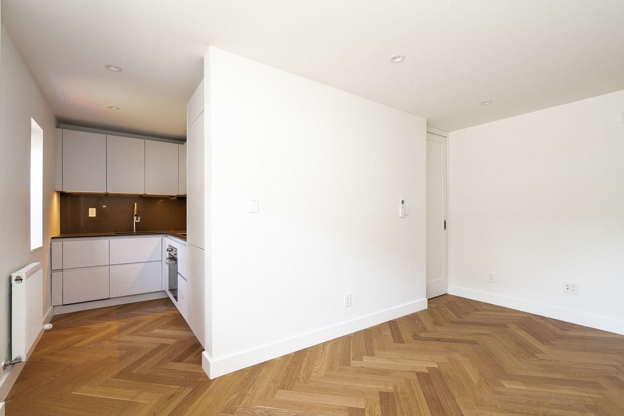 1510 Bathurst Street - Photo 2 of 13