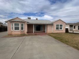 featured image of 1920 N 11th Ave