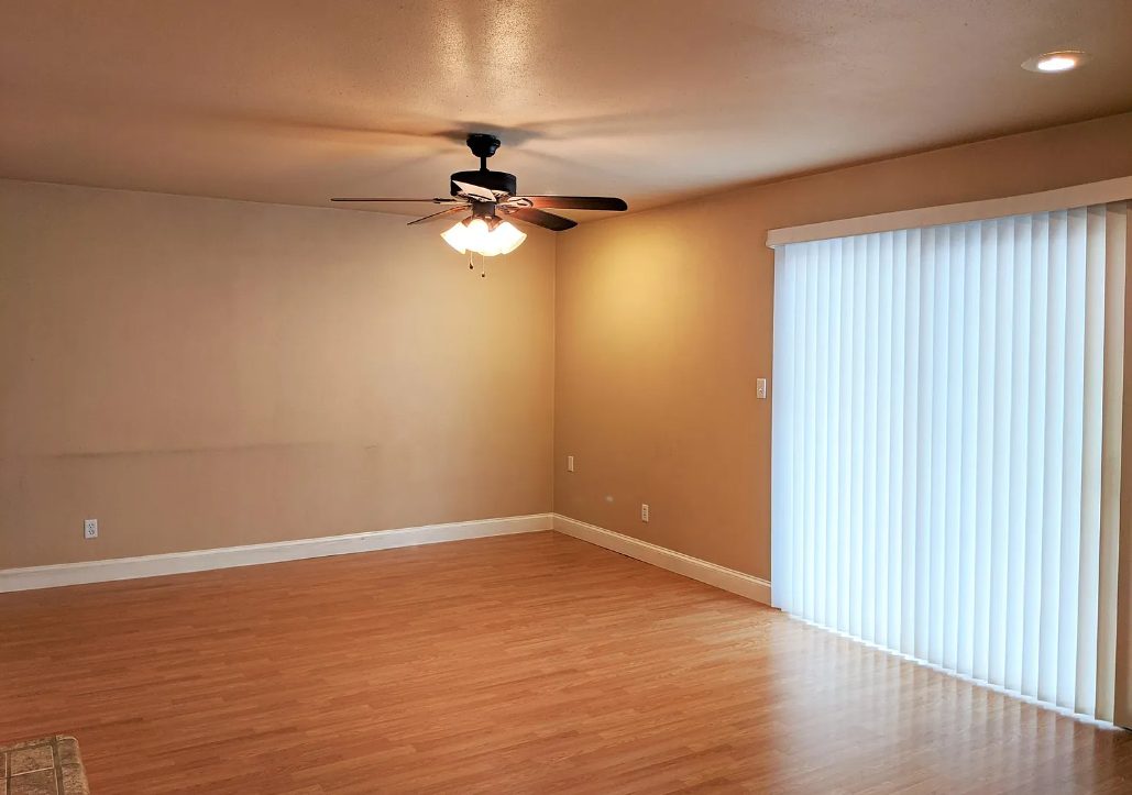 345 W Encore Dr #1 - Photo 4 of 14