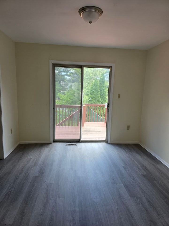 13 Farland Way - Photo 2 of 12