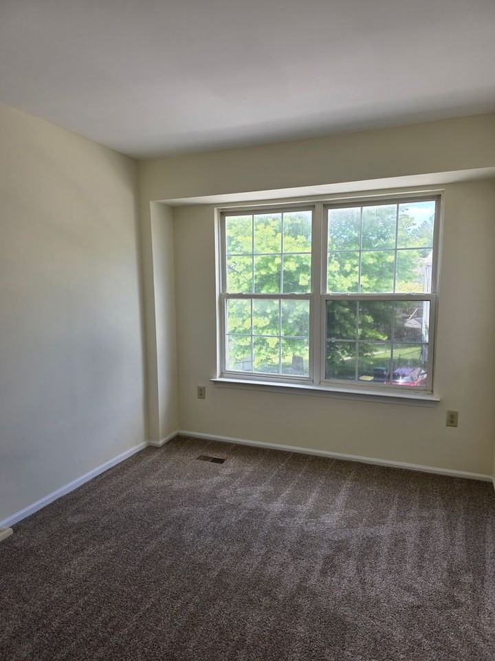 13 Farland Way - Photo 6 of 12
