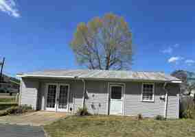 featured image of 598 Wakefield Dr #1
