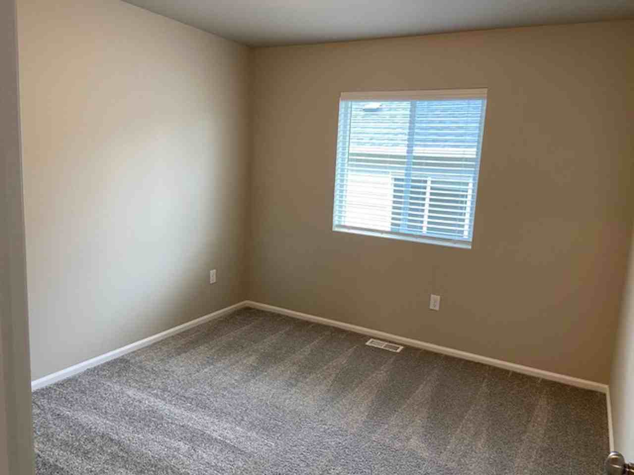 32501 133rd Pl Se - Photo 7 of 28