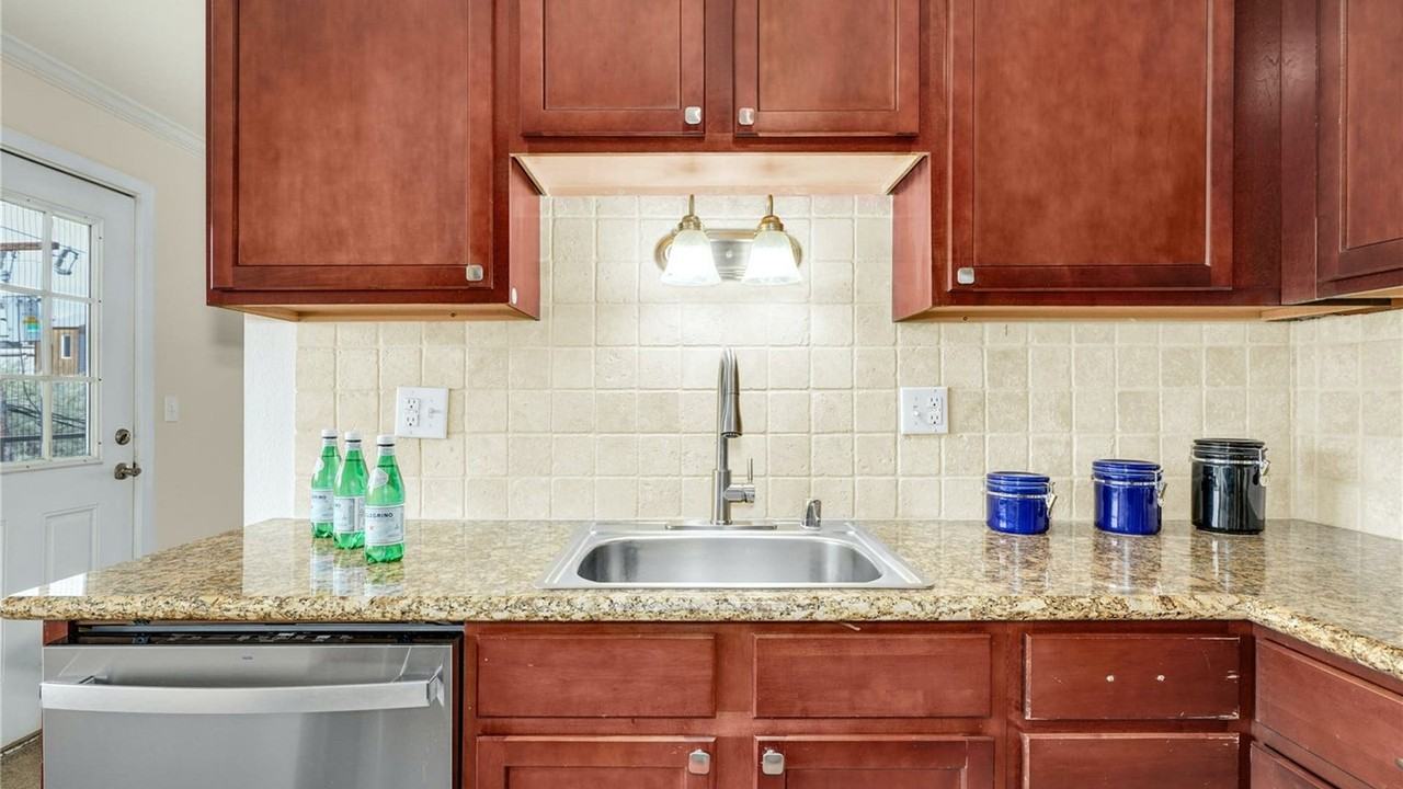 1422 Nw 63rd St #403 - Photo 3 of 19