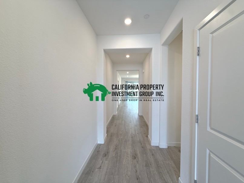 337 Barrel St #1 - Photo 2 of 32