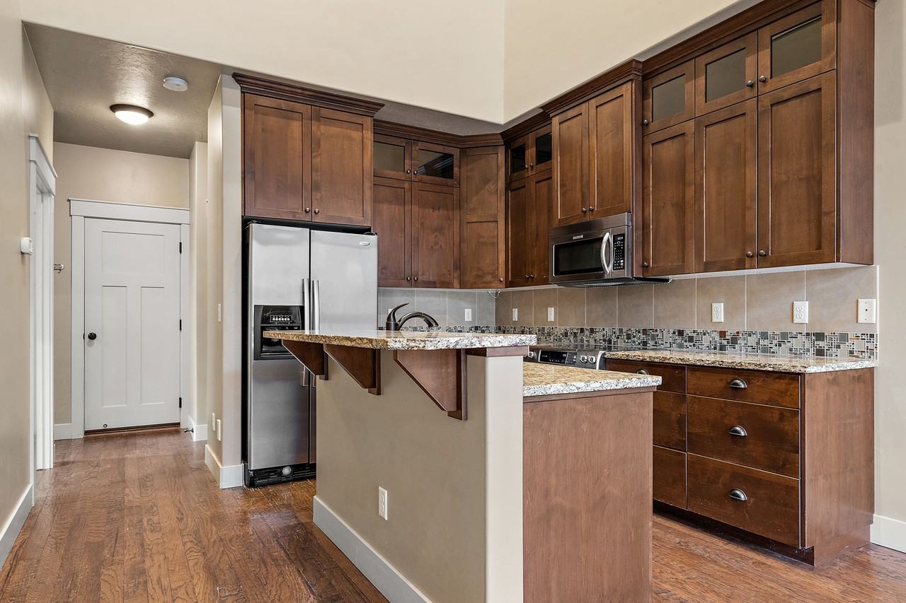 923 S Lone Willow Ave #1 - Photo 6 of 29