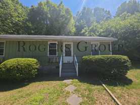 #450 - 992-994 Hughes St Duplex - Photo 1 of 1