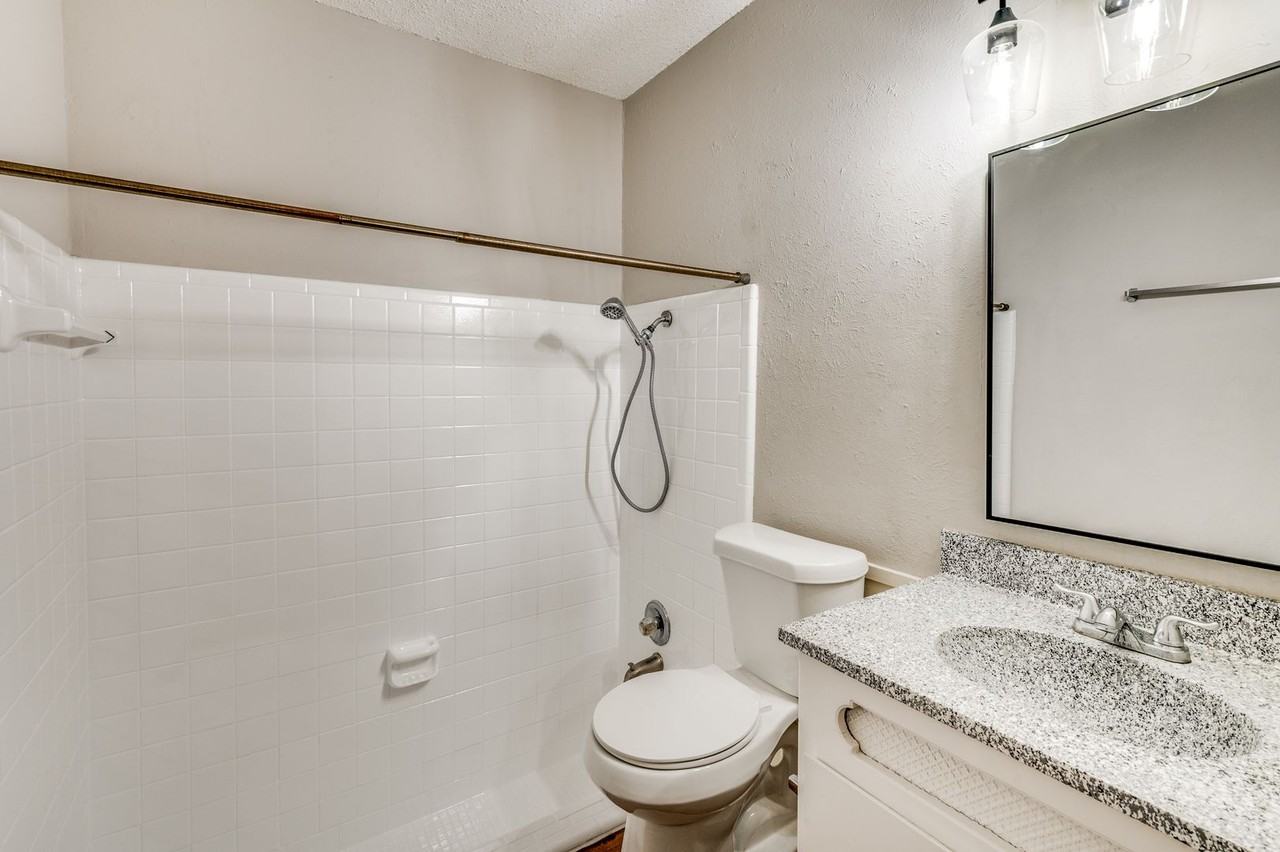 8838 Hidden Hill Dr - Photo 6 of 12