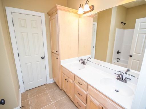 12053 Southern Charm Blvd - Photo 5 of 8