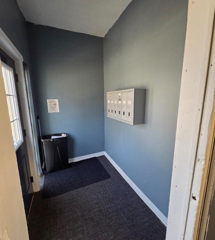 515 8th St Apartments - Photo 2 of 10