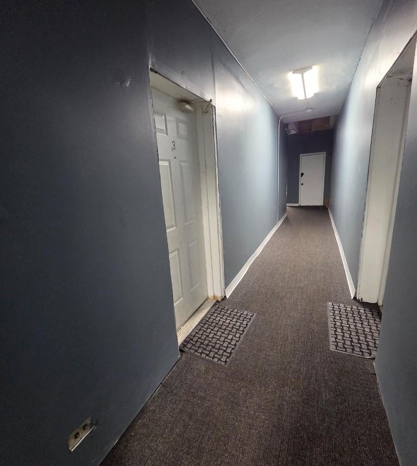 515 8th St Apartments - Photo 3 of 10