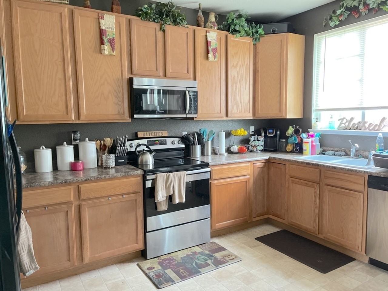 7744 Autumn Leaf Way - Photo 2 of 15