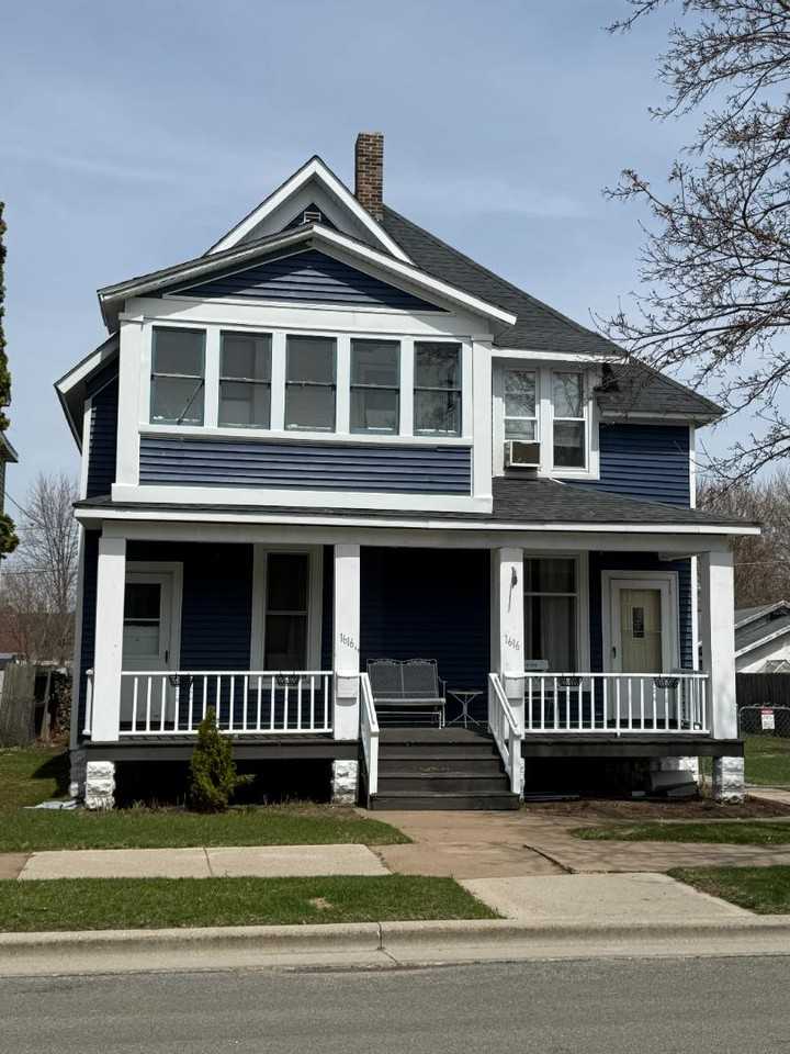 1616 Carney Blvd - Photo 3 of 10