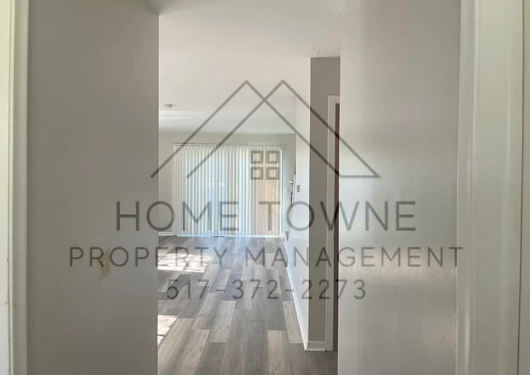 1634 Greencrest Ave - Photo 2 of 10