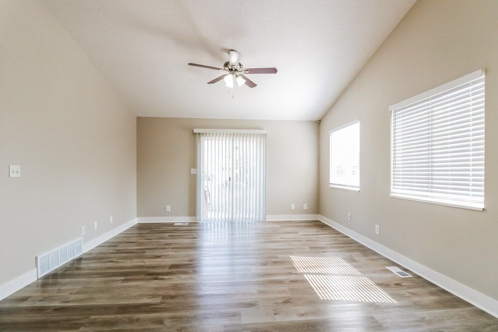 7477 S Mesa Maple Dr - Photo 4 of 17